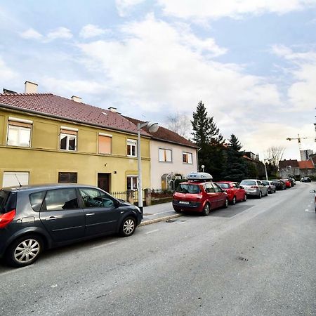 Block Apartment Maks Zagreb Bagian luar foto