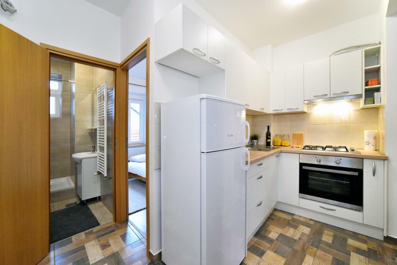 Block Apartment Maks Zagreb Bagian luar foto